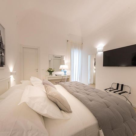 La Home42 Suite Palermo Luaran gambar