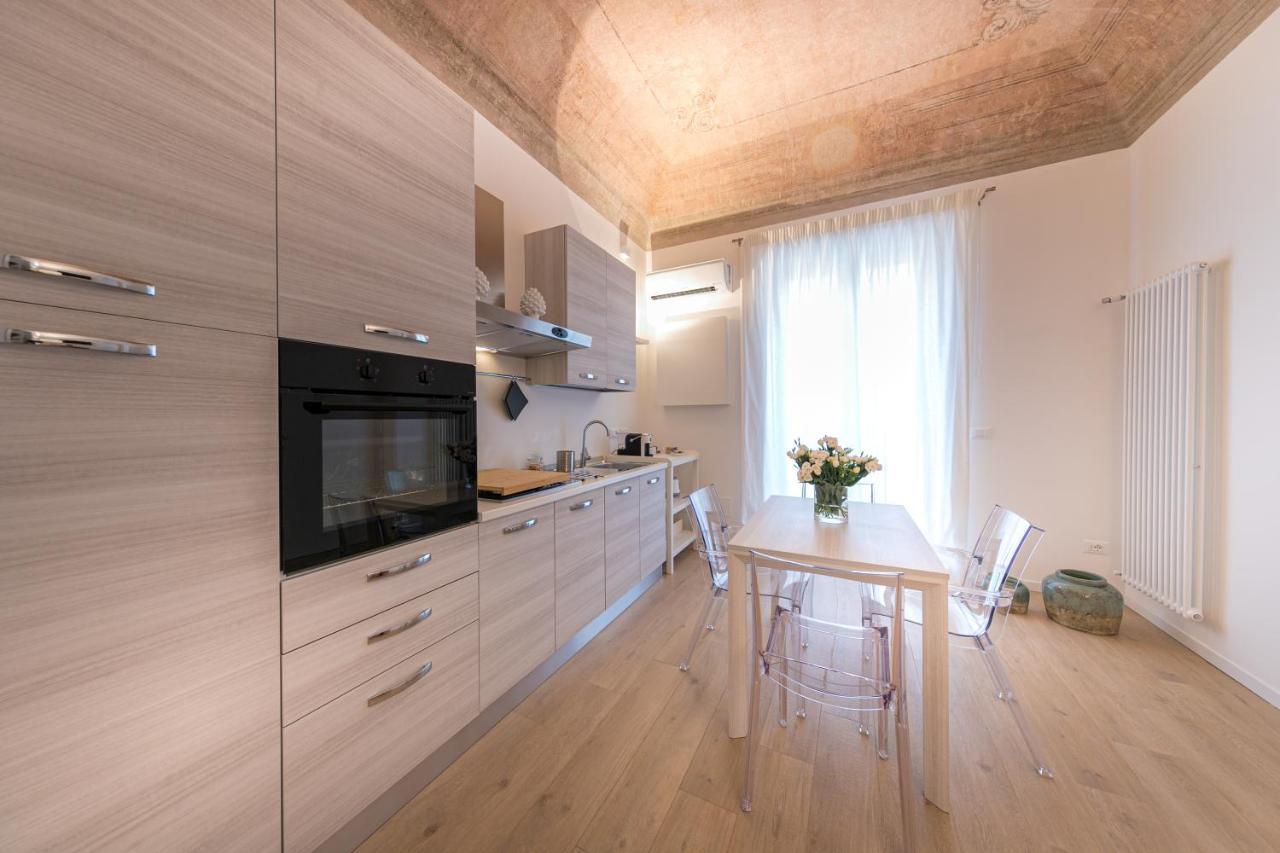 La Home42 Suite Palermo Luaran gambar