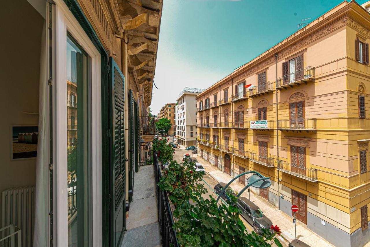 La Home42 Suite Palermo Luaran gambar